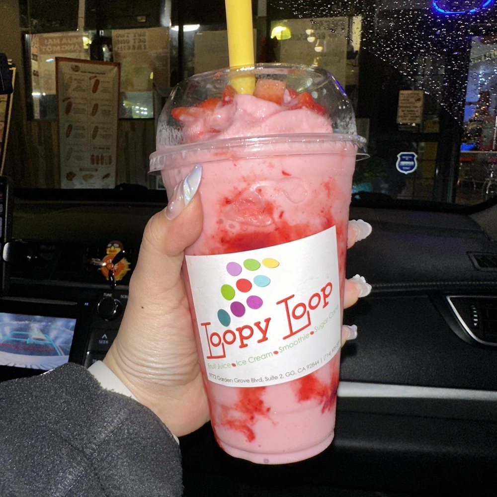 Loopy Loop - Strawberry smoothie - Juice Bars & Smoothies Near Me - Garden Grove, California