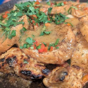 KabobZi Mediterranean Grill - Splash Garlic Chicken - Mediterranean Near Me - Austin, Texas KabobZi Mediterranean Grill - Splash Garlic Chicken - Mediterranean Near Me - Austin, Texas