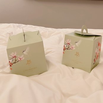The Lord Mayor's Lounge - Fancy little take out boxes - Lounges Near Me - Dublin, D The Lord Mayor's Lounge - Fancy little take out boxes - Lounges Near Me - Dublin, D