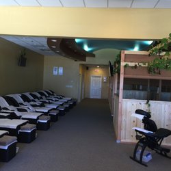 Relax Reflexology 98th&Slide