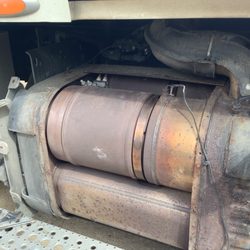 Mobile commercial truck trailer construction equipment farm equipment repairs & services