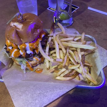Buffalo Wild Wings - Blue Buffalo Burger  with an empty beer glass. Still waiting to be refilled. - Chicken Wings Near Me - Anchorage, Alaska