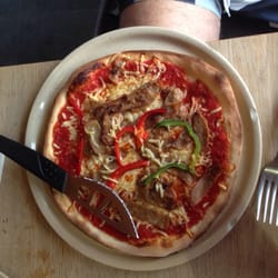 Pizzeria Tenera - La pizza taille petite,super bonne，je peux meme pas finir
