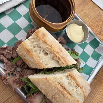 Ed's Delicatessen - Roast beef - Delis Near Me - Edwardsville, Illinois