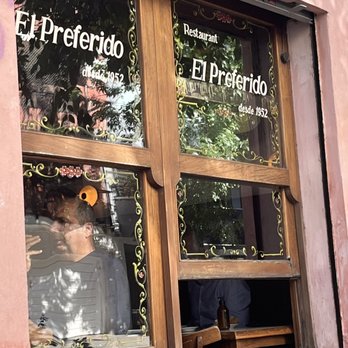 El Preferido de Palermo - Window - Pubs Near Me - Buenos Aires, C