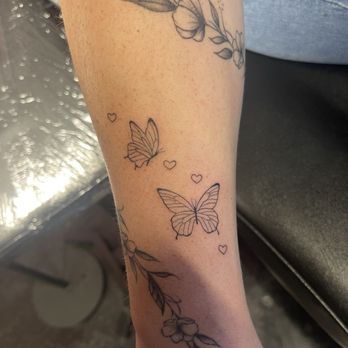 Beelzink Tattoos - Butterfly mom & daughter tattoo - Tattoo Near Me - Round Rock, Texas Beelzink Tattoos - Butterfly mom & daughter tattoo - Tattoo Near Me - Round Rock, Texas