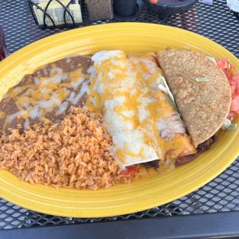 Pancho & Lefty's - Armadillo plate: hard taco, chicken enchilada, beef burrito. All excellent! - Mexican Near Me - Stow, Ohio Pancho & Lefty's - Armadillo plate: hard taco, chicken enchilada, beef burrito. All excellent! - Mexican Near Me - Stow, Ohio