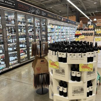 Lazy Acres - 11/10/24 Lets check this Lazy Acres in HOLLYWOOD       Wine/spirit - Grocery Near Me - Los Angeles, California