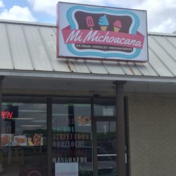 Mi Michoacana - Front entrance of Mi Michoacana.