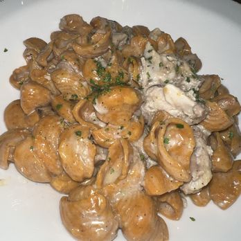Sorellina - CACIO E PEPE CONCHIGLIE - Wine Bars Near Me - Hoboken, New Jersey