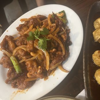 OBAO - Cashew Chili Chicken - Asian Fusion Near Me - New York, New York