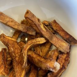 Nuburger - Sweet potato fries