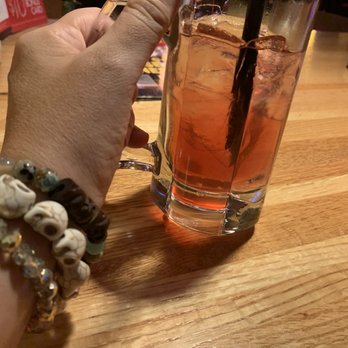 Applebee's Grill + Bar - Pomegranate margarita - American Near Me - Vancouver, Washington