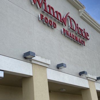 Winn Dixie - View from the parking lot. - Drugstores Near Me - Margate, Florida