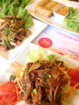 Thai at Home Batignolles by null