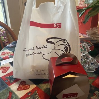 85°C Bakery Cafe-Lakeline - To go boxes - Coffee & Tea Near Me - Austin, Texas