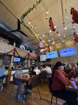 Cadillac Pizza Pub by null
