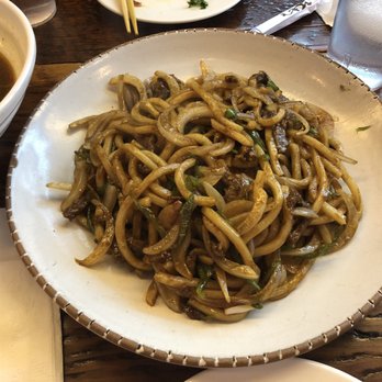 Bund Dumpling House - Sautéed Udon Noodle with Shredded Beef and Hot Peppers - Dim Sum Near Me - Astoria, New York