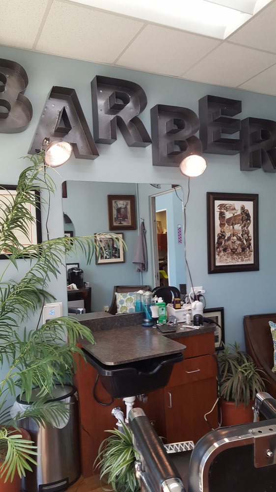 LAKESIDE BARBER SHOP Updated September 2024 14339 N Dale Mabry Hwy