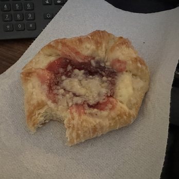 Smith's Bakeries - Berry cheese danish - Donuts Near Me - Bakersfield, California Smith's Bakeries - Berry cheese danish - Donuts Near Me - Bakersfield, California