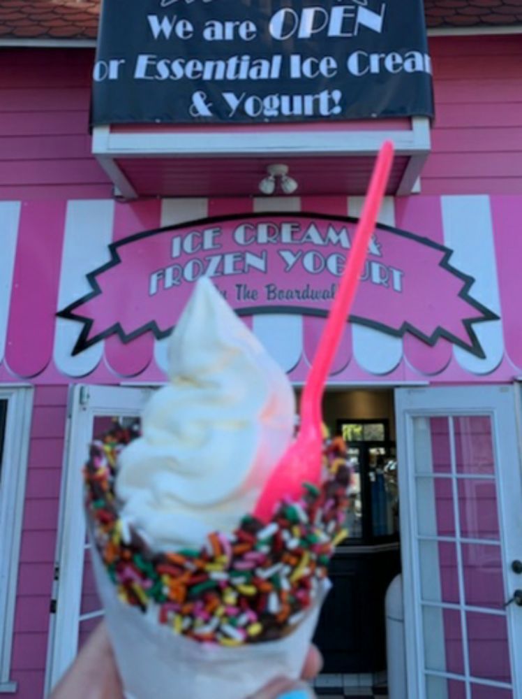 ICE CREAM & FROZEN YOGURT ON THE BOARDWALK Updated August 2024 158 Photos & 86 Reviews 429