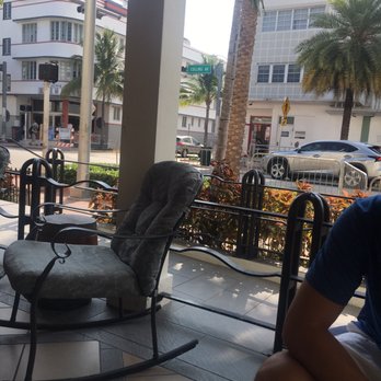 Bacon Bitch - Sandwiches Near Me - Miami Beach, Florida