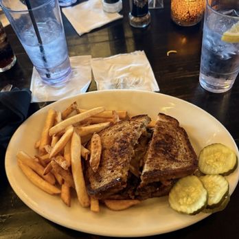 Fireside Grille - American Near Me - Sugar Grove, Illinois