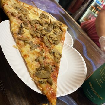 Benny Diforza's - Pizza Near Me - Alexandria, Virginia