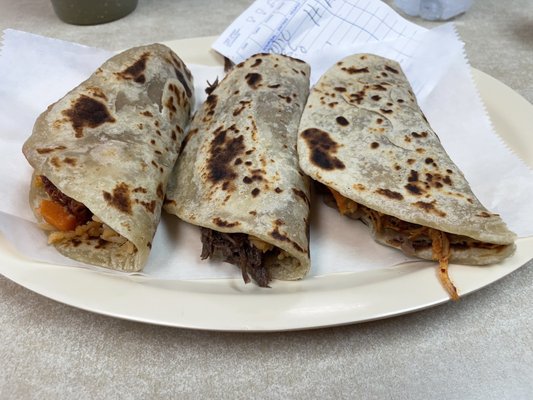 Monchy's by null