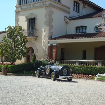 Cava Freixenet - Wineries Near Me - Sant Sadurní d'Anoia, B Cava Freixenet - Wineries Near Me - Sant Sadurní d'Anoia, B