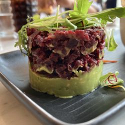 LOV Centropolis - Tartare betterave et avocat Sublime!