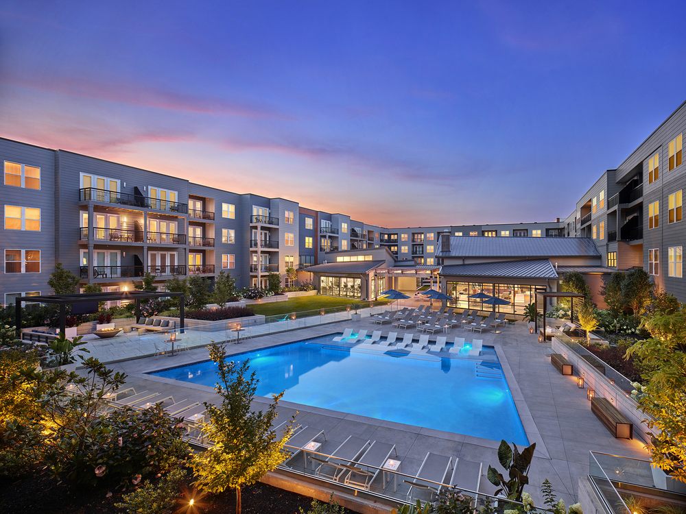 AVE KING OF PRUSSIA Updated May 2024 31 Photos & 16 Reviews 555 S