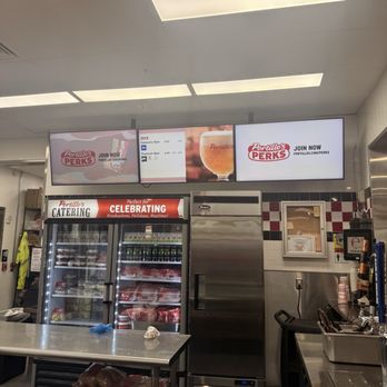 Portillo's - Beer - Hot Dogs Near Me - Orlando, Florida