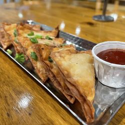 Bombay Food Junkies - Lions Mane Krab Rangoon Wantons