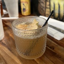 Dragonfly Tavern - Alice cocktail