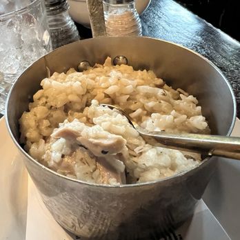 Cafe Fiore - Chicken and mushroom Risotto Con Pollo E Funghi - Italian Near Me - Ventura, California Cafe Fiore - Chicken and mushroom Risotto Con Pollo E Funghi - Italian Near Me - Ventura, California