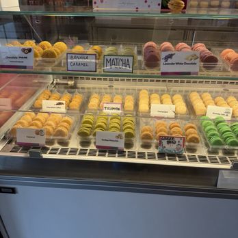 Le Macaron French Pastries - Coffee & Tea Near Me - Sarasota, Florida