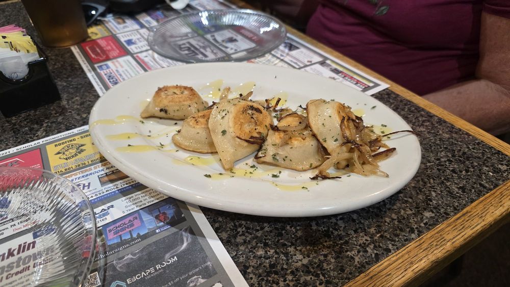 Social spots from The Crow's Nest