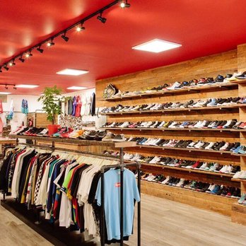 round 2 store sean wotherspoon