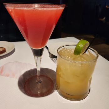 Hendrick's Tavern - Raspberry Martini & Clementine Cocktail - Cheers! - Bars Near Me - Roslyn, New York Hendrick's Tavern - Raspberry Martini & Clementine Cocktail - Cheers! - Bars Near Me - Roslyn, New York