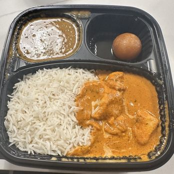Chit Chaat Cafe - Butter Chicken Platter with Daal Makhani - Cafes Near Me - Vienna, Virginia