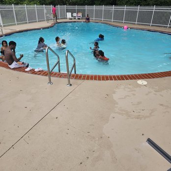 Pebblestone Gardens - It's hot outside, why not cool off at the refreshing pool? - Apartments Near Me - Newport News, Virginia Pebblestone Gardens - It's hot outside, why not cool off at the refreshing pool? - Apartments Near Me - Newport News, Virginia