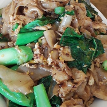 Simi Thai Cuisine - Pad See Ew - Thai Near Me - Simi Valley, California Simi Thai Cuisine - Pad See Ew - Thai Near Me - Simi Valley, California