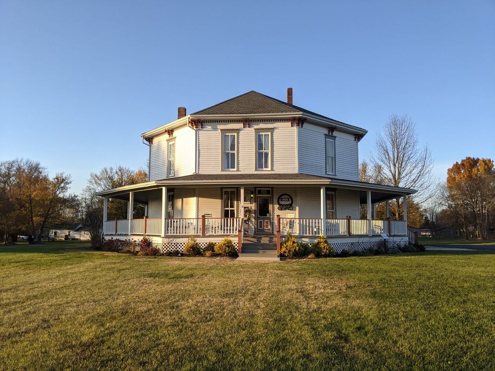 JANE ROSS REEVES OCTAGON HOUSE 400 S Railroad St, Shirley, Indiana