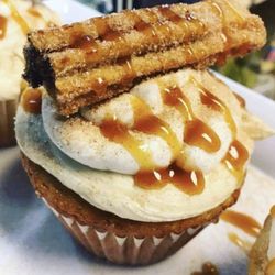 The Cake Jar shoppe - Best cupcakes and cake jars in town!!