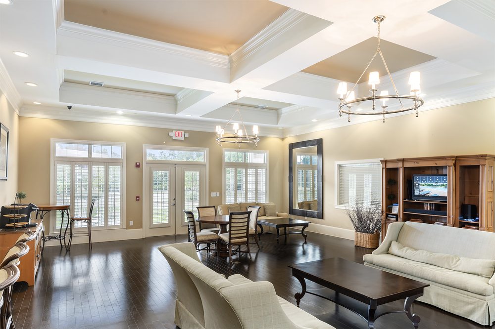 LAUREN RIDGE APARTMENTS Updated September 2024 46 Photos & 13