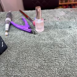 Kayla's Nail Salon - Nail day!