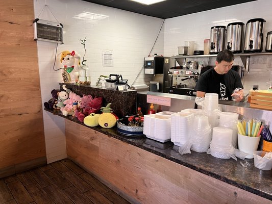 Funtime Sushi & Ramen & Tea Bar by null