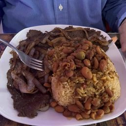 Bistec Encebollado
