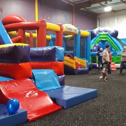 Giant inflatables Giant inflatables